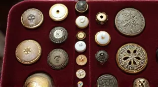Inkwell Echoes: Letters and Annotations in the Hands of Musicians